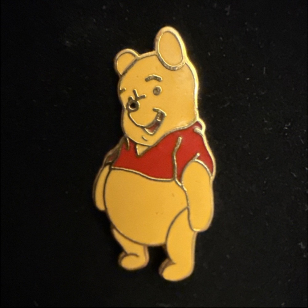 Disney Winnie the Pooh Collectible Pin Red Shirt Gold Tone Single Y2K